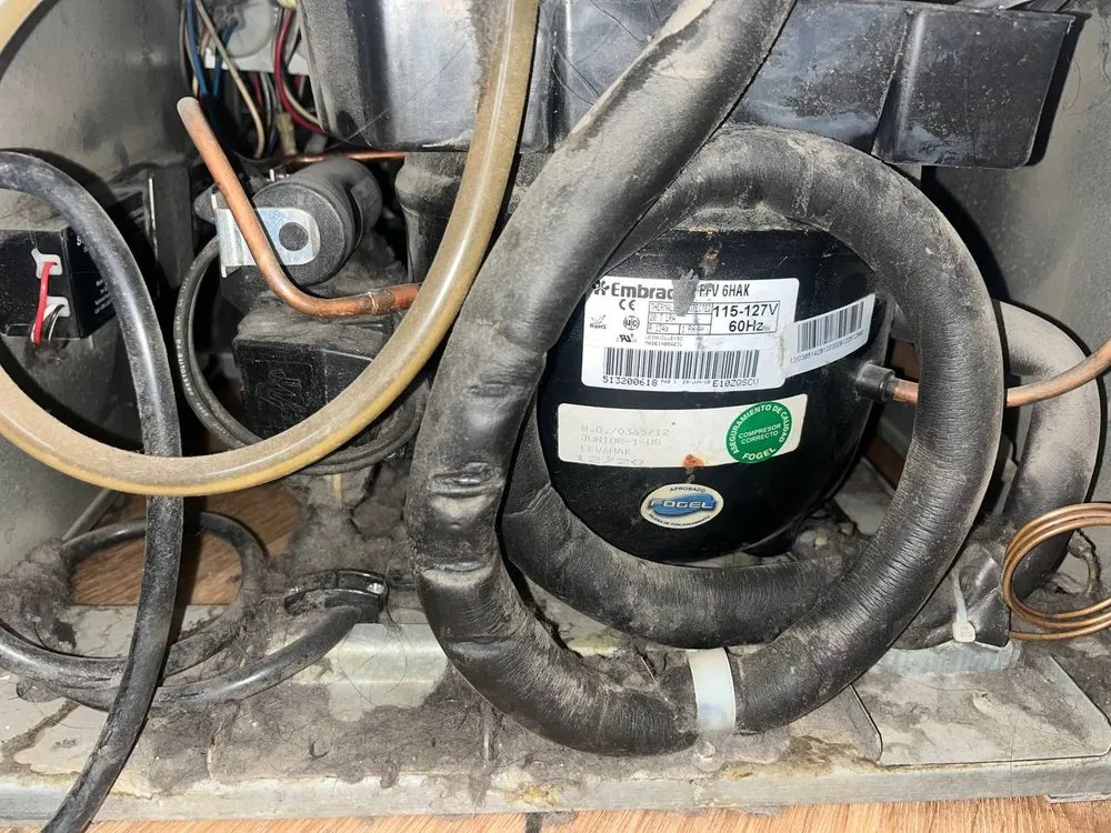 Slide of Zero-Cold Appliance Repair