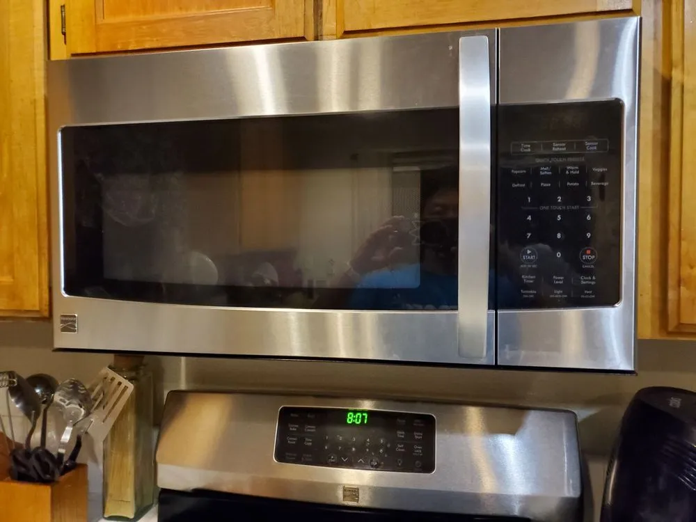 Slide of Zeus Appliance Services