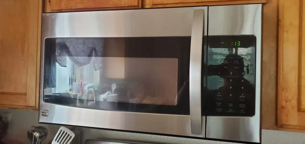 Slide of Zeus Appliance Services