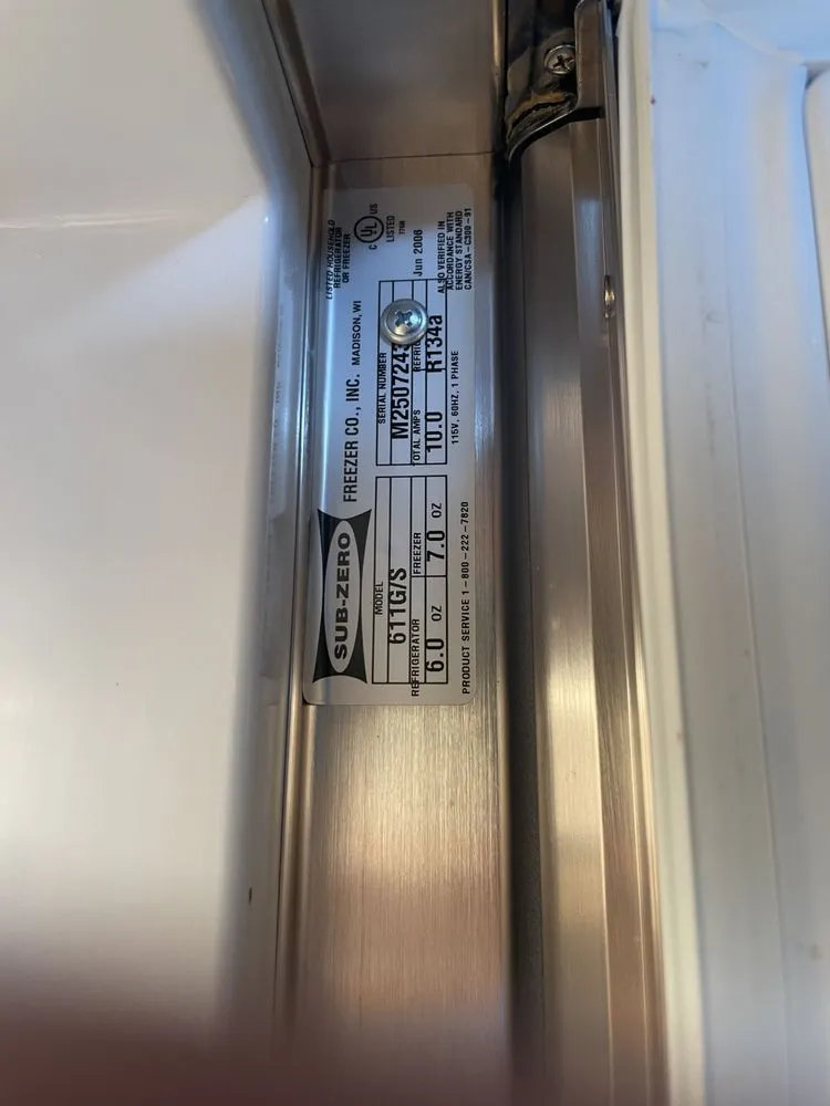 Slide of Zeus Appliance Services