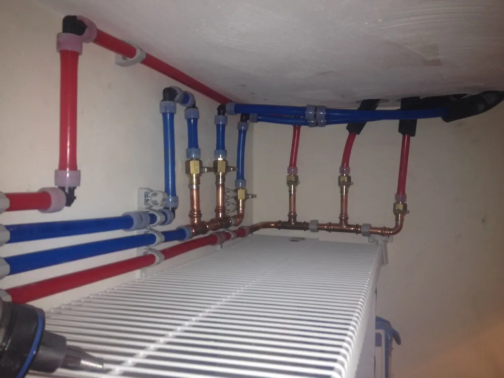 Slide of Zolotas Brothers