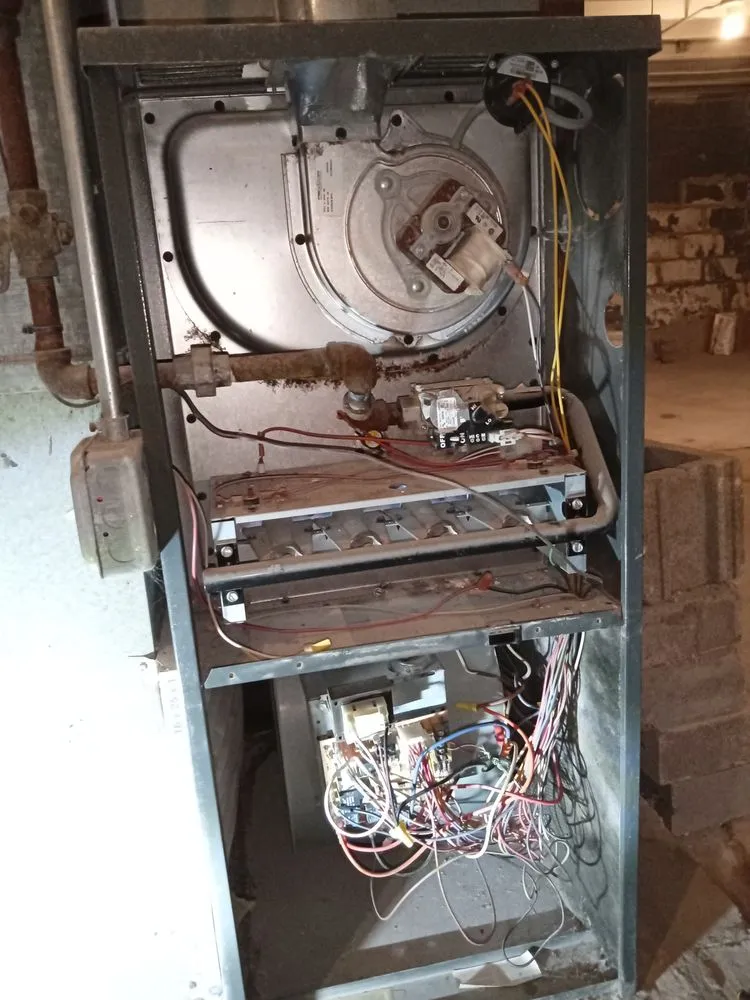 Slide of Zuno General Contractors